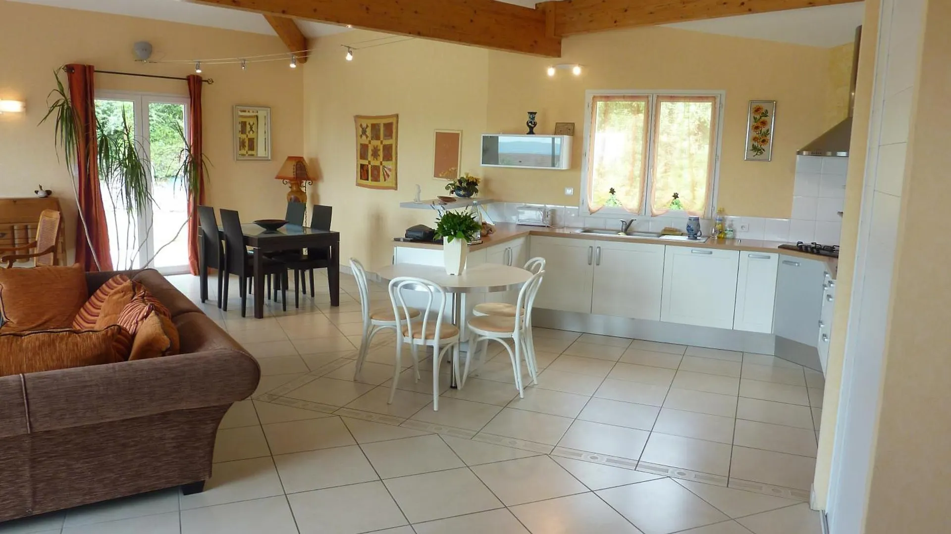 Villa A La Campagne Sonnay 0*,  France
